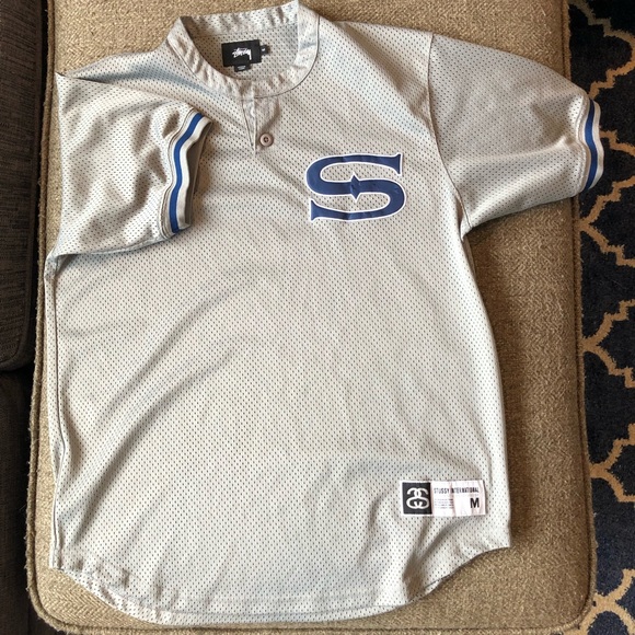 grey mariners jersey